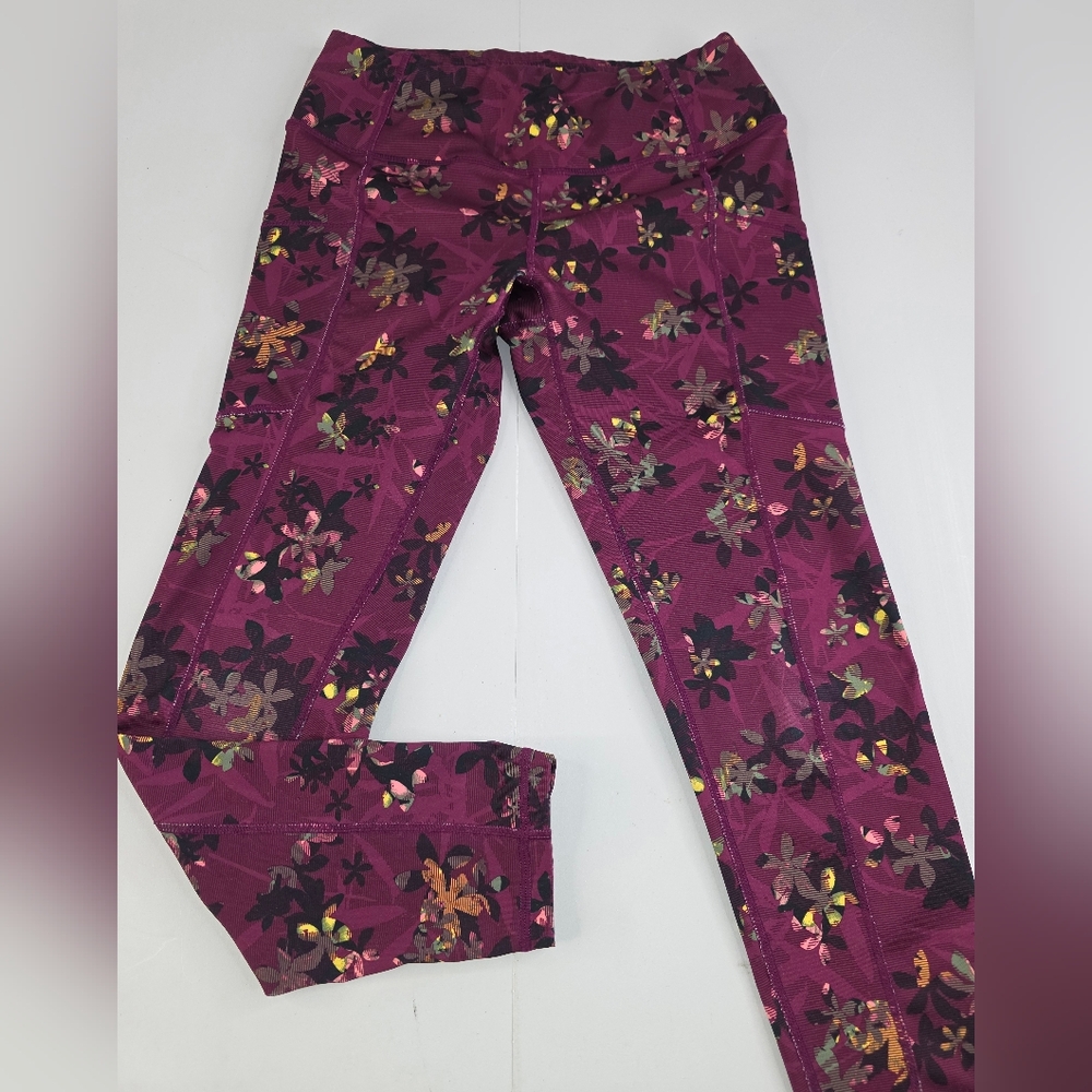 Pro Player Women's Maroon Floral Wicking Workout Yoga Leggings Size Small C-3302